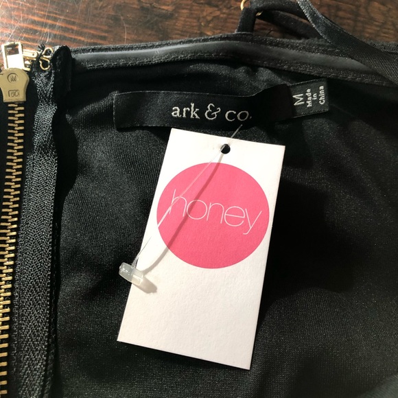 Strapless black dress w/ feathers - Picture 5 of 8